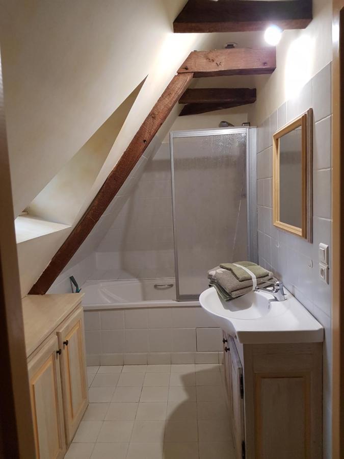 Sarrazac  La Ferme De Sapharey B&B 외부 사진